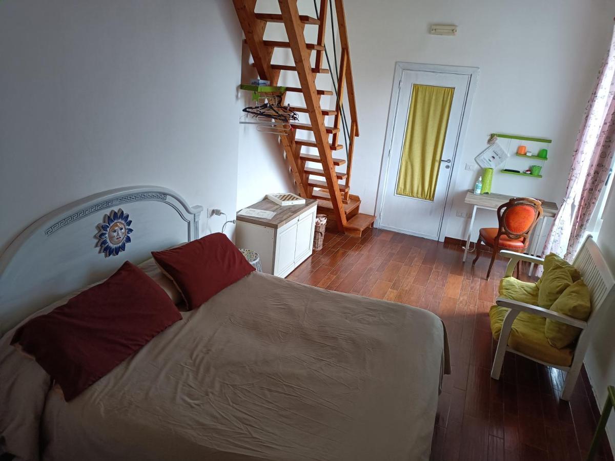 B&B Pompeilog Torre Annunziata Quarto foto